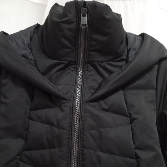 Lole Down winter jacket. Mid length.  EUC.  Size xs. - Picture 4 of 9